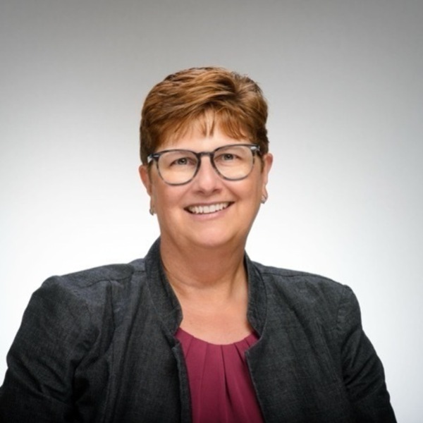 Karen Morris headshot (updated 2022)